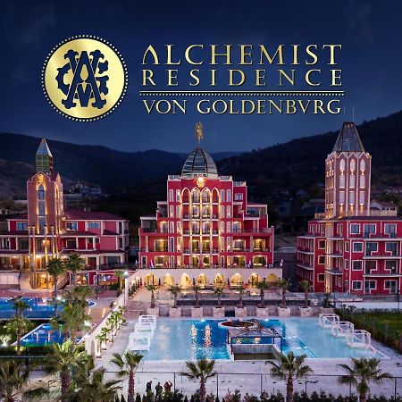 Alchemist Residence Von Goldenburg Belashtitsa المظهر الخارجي الصورة