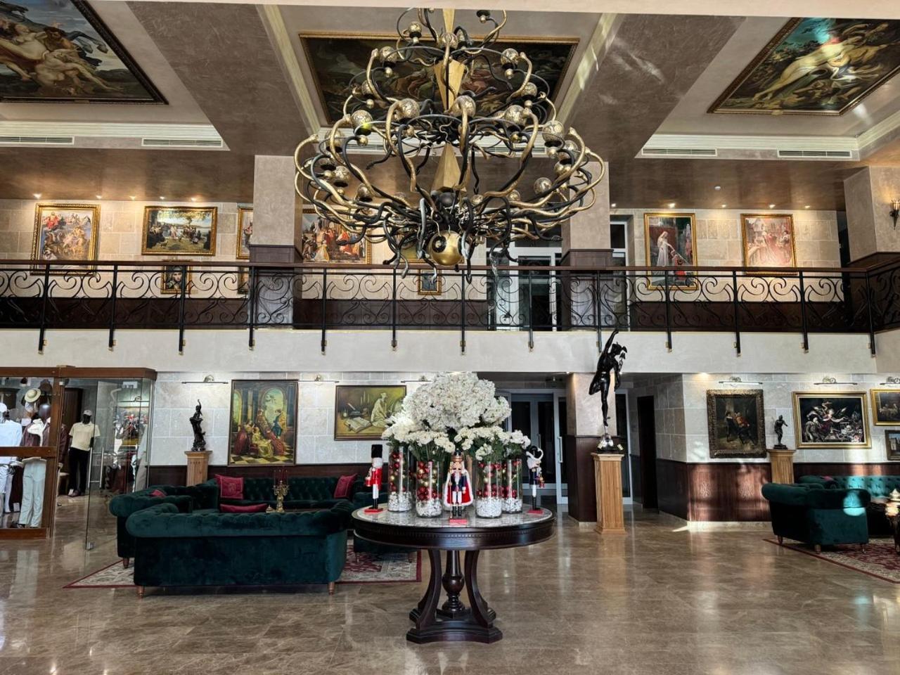 Alchemist Residence Von Goldenburg Belashtitsa المظهر الخارجي الصورة